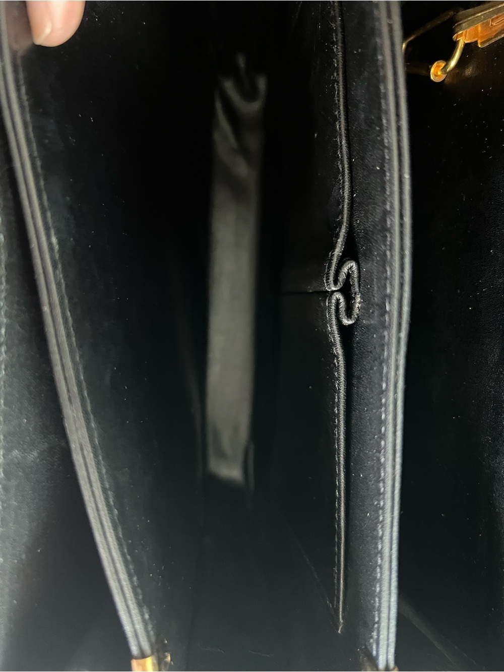 Celine Black Lizard-Embossed Leather Crossbody with Gold Carriage Plaque - Picture 10 of 11